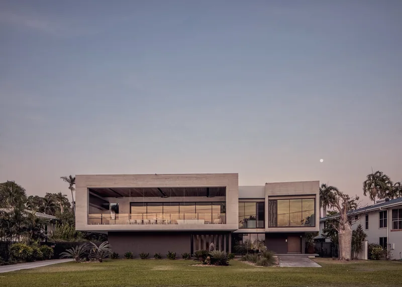 Desert-modern residence in Paradise Valley at dusk